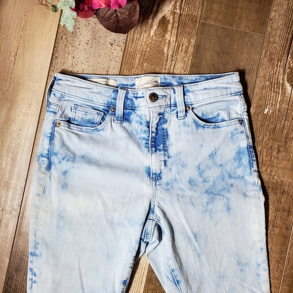 Universal Thread High Rise Skinny Jeans Women's Size 2/26R NWOT Light Acid Wash - Picture 16 of 16